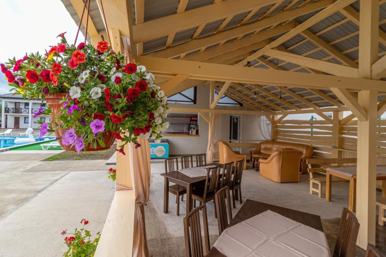 Romantik Solotvyno Ngoại thất bức ảnh